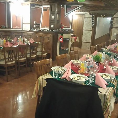 Guest House H Dzhogolanov Koprivstica Kültér fotó