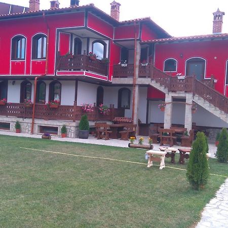 Guest House H Dzhogolanov Koprivstica Kültér fotó