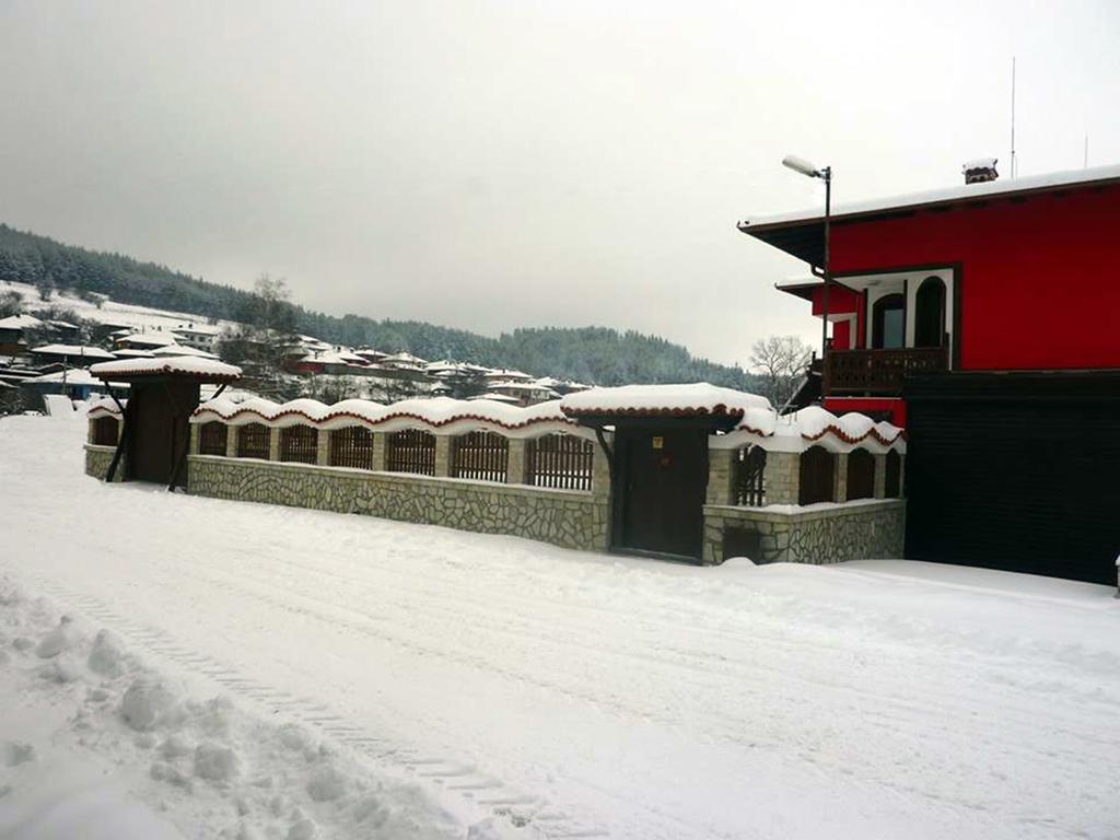 Guest House H Dzhogolanov Koprivstica Kültér fotó