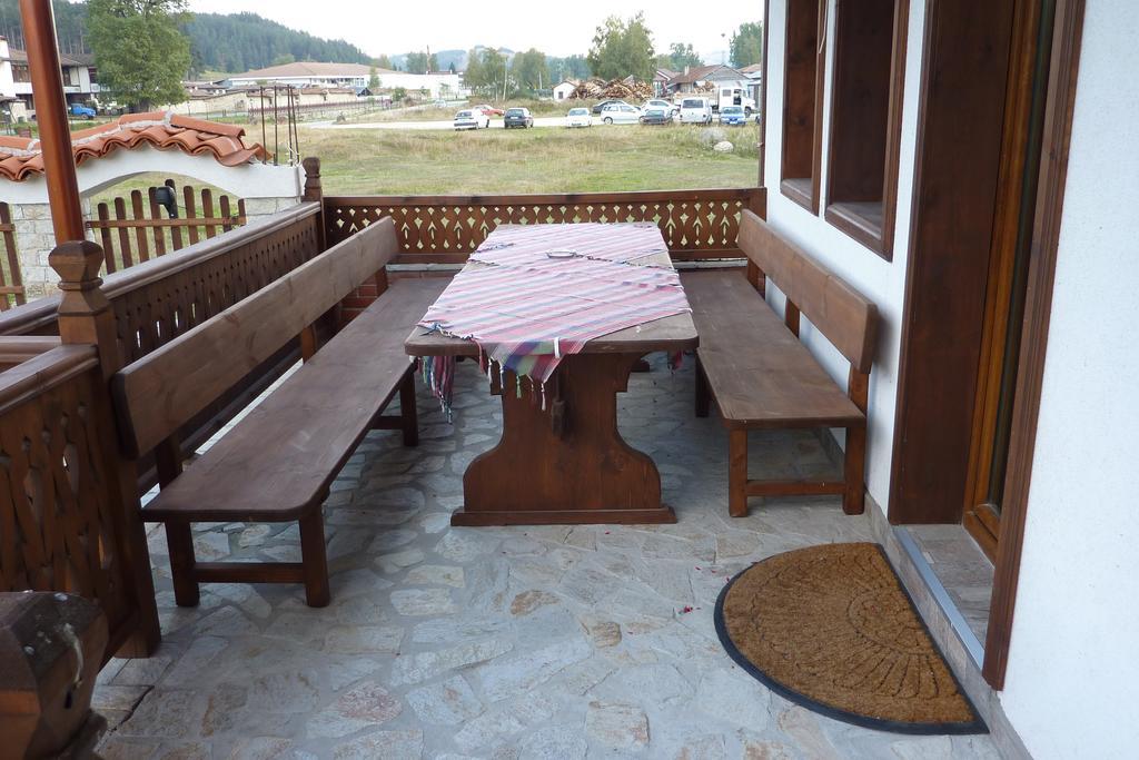 Guest House H Dzhogolanov Koprivstica Kültér fotó