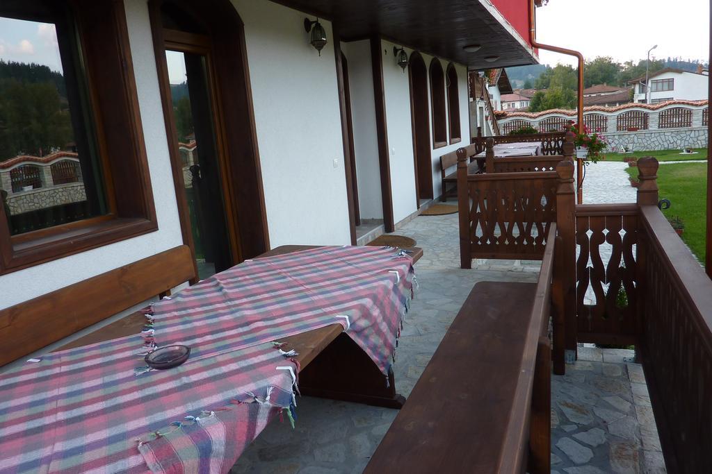 Guest House H Dzhogolanov Koprivstica Kültér fotó