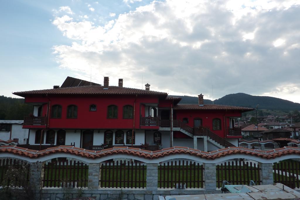 Guest House H Dzhogolanov Koprivstica Kültér fotó