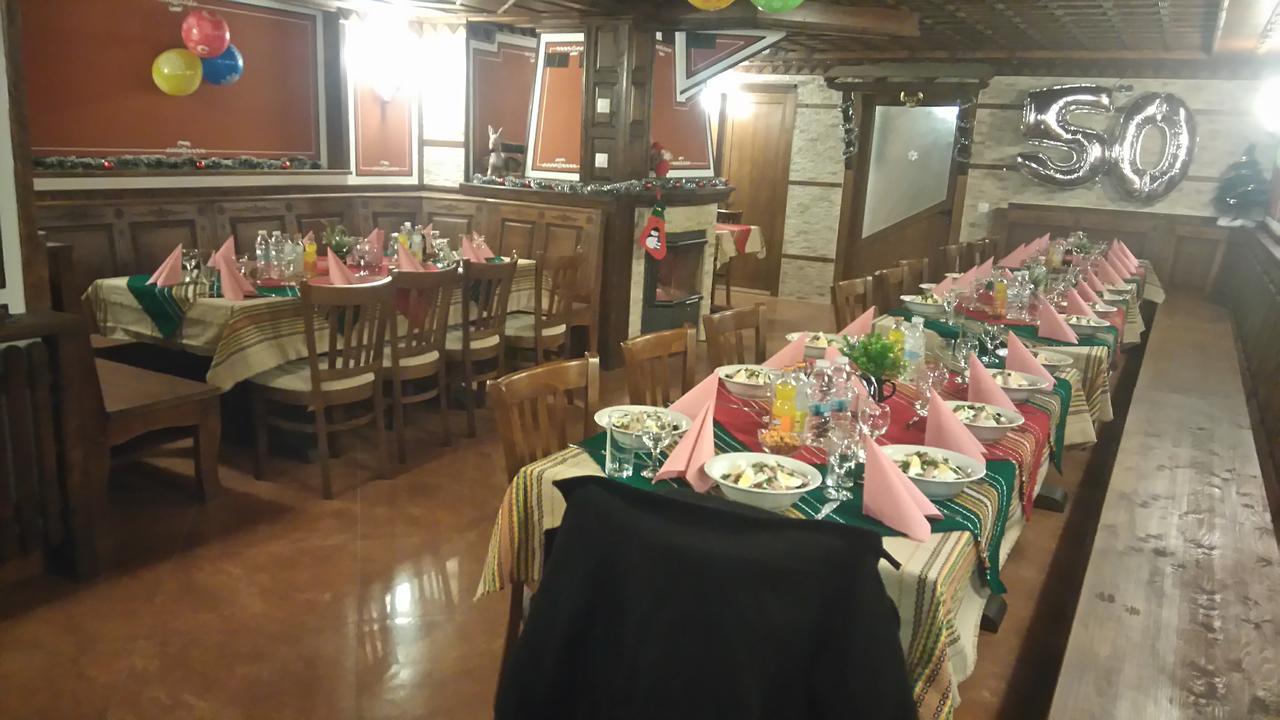 Guest House H Dzhogolanov Koprivstica Kültér fotó