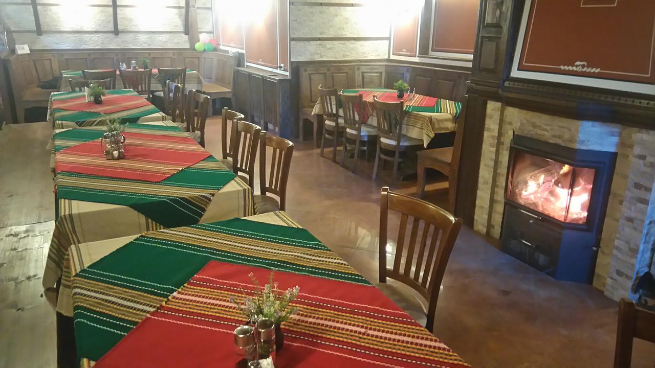 Guest House H Dzhogolanov Koprivstica Kültér fotó