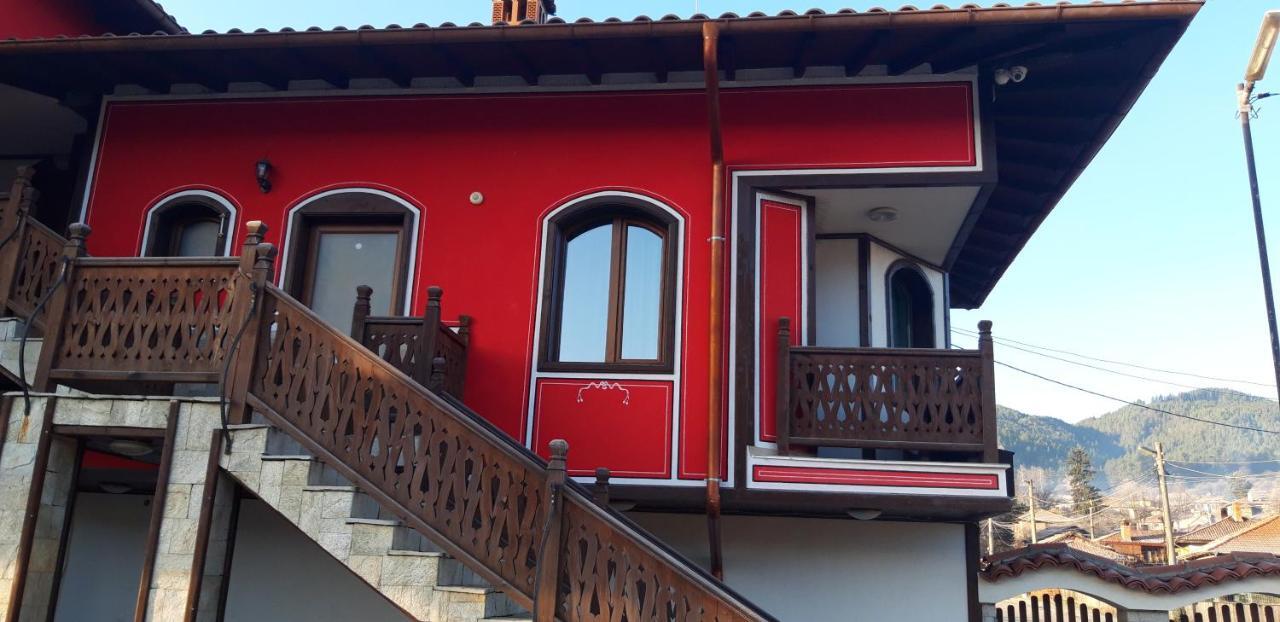 Guest House H Dzhogolanov Koprivstica Kültér fotó
